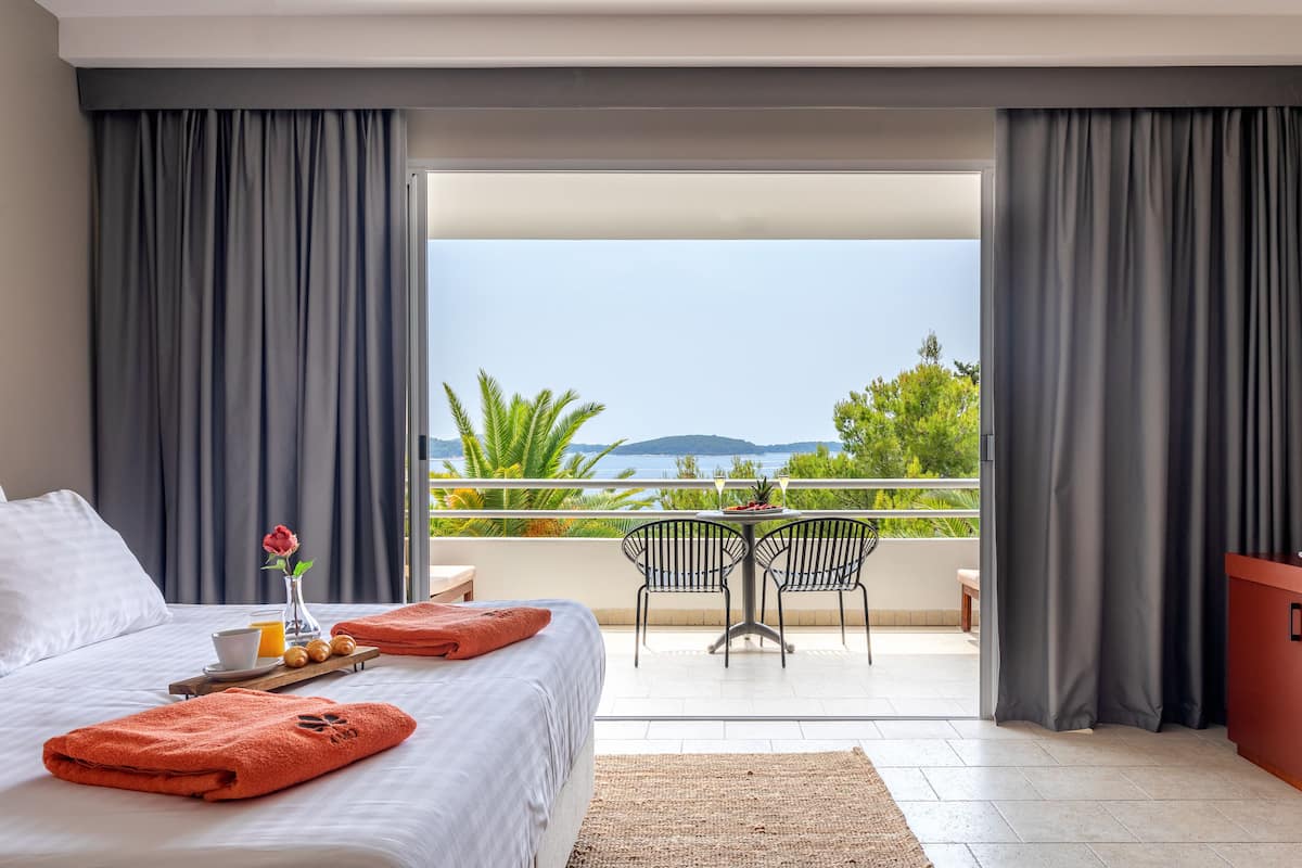 superior exclusive room -direct sea view | 1 bedroom, premium bedding, select comfort beds, minibar