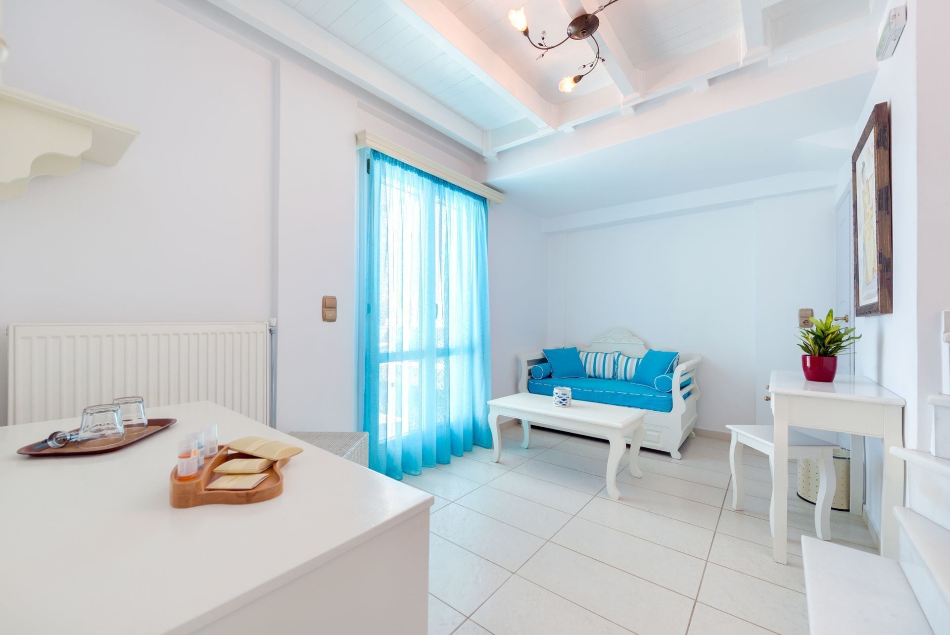 superior duplex, hot tub, partial sea view (terpsichore) | 1 bedroom, minibar, in-room safe, individually decorated