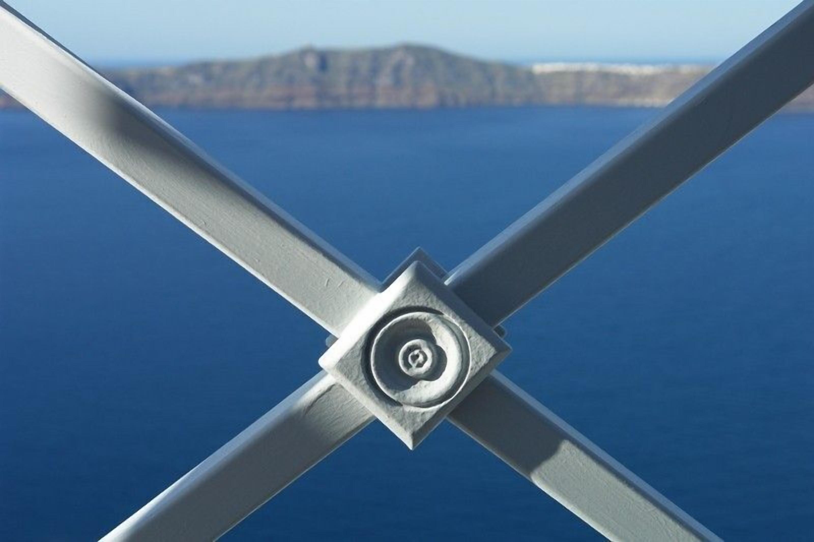 deluxe duplex, hot tub, sea view | 1 bedroom, minibar, in-room safe, individually decorated