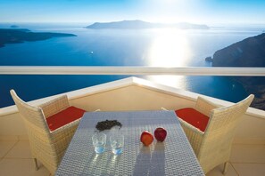 Balcony - Ellinon Thea Boutique Hotel (Santorini)