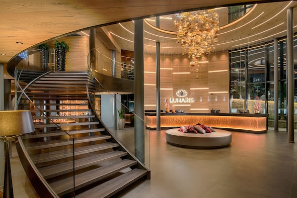 Borne des arrivées/des départs