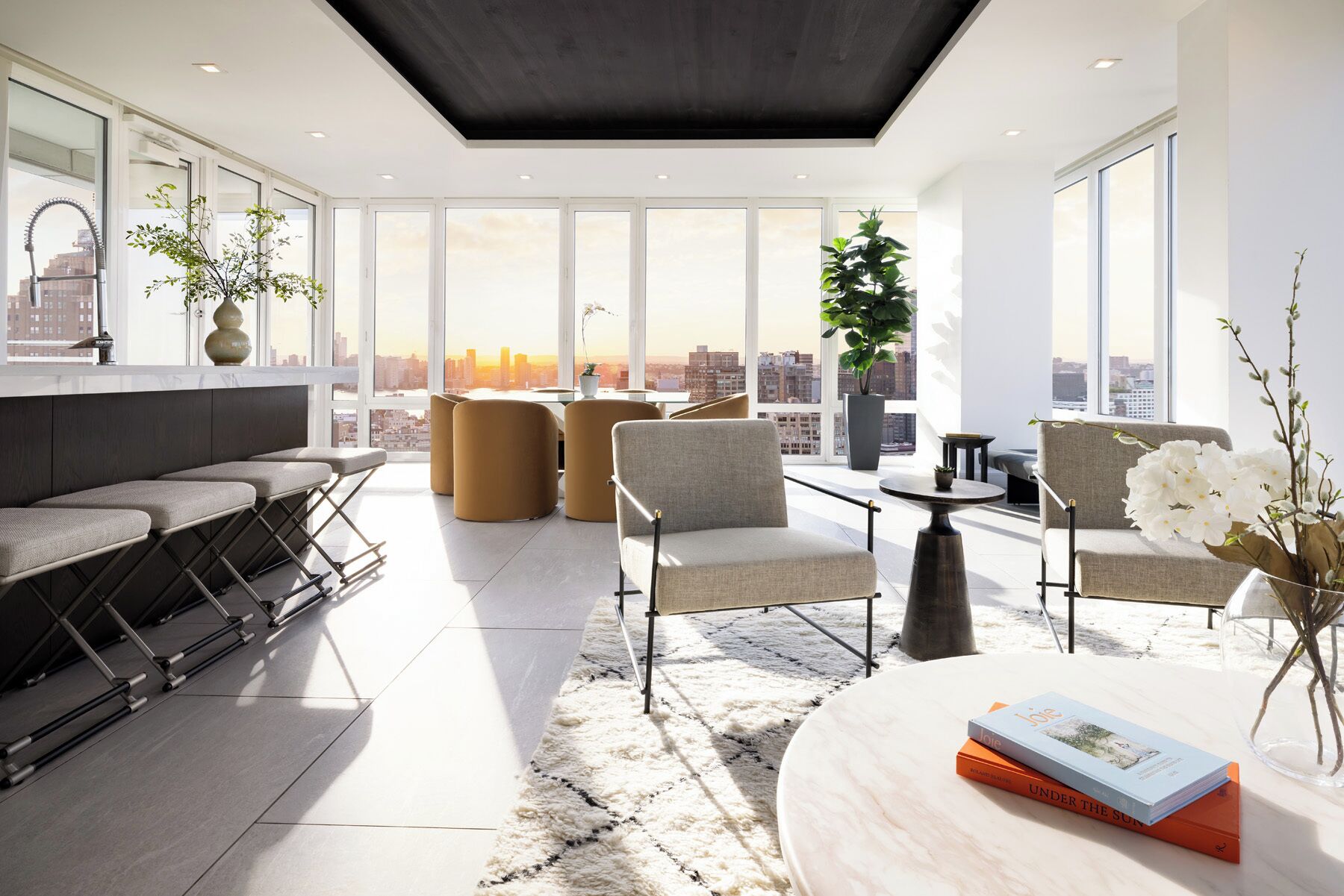 penthouse | egyptian cotton sheets, premium bedding, down duvets, in-room safe