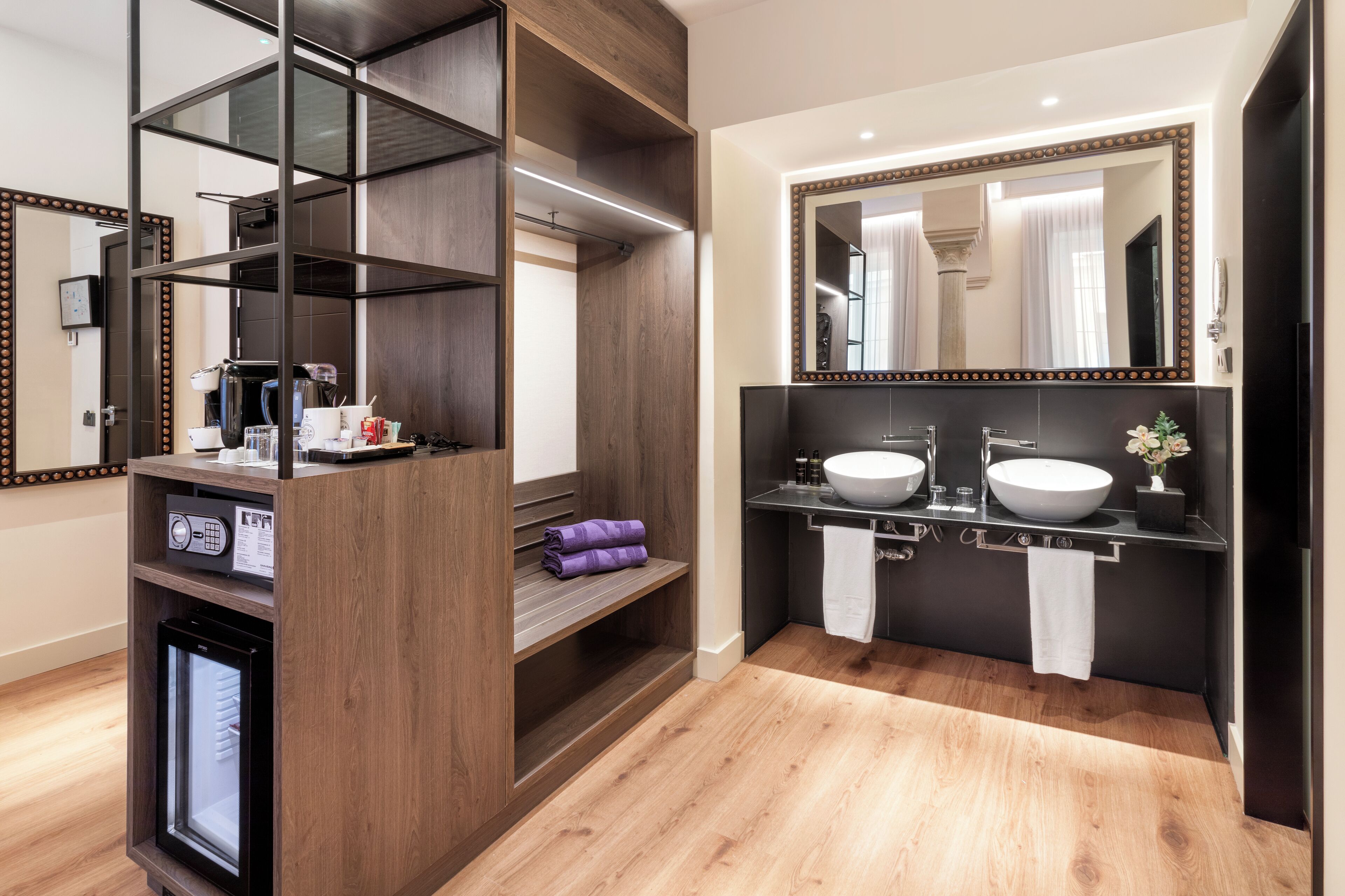 combined shower/bathtub, rainfall showerhead, eco-friendly toiletries