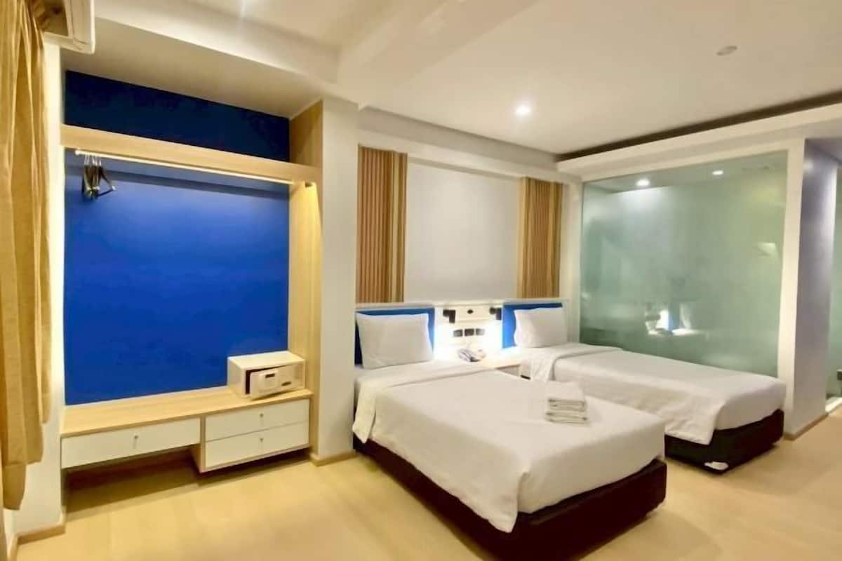 Bäddmadrasser, värdeförvaringsskåp på rummet, skrivbord och gratis wi-fi