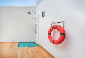 Outdoor pool - Citin Armoni Patong Hotel by Compass Hospitality (Patong)