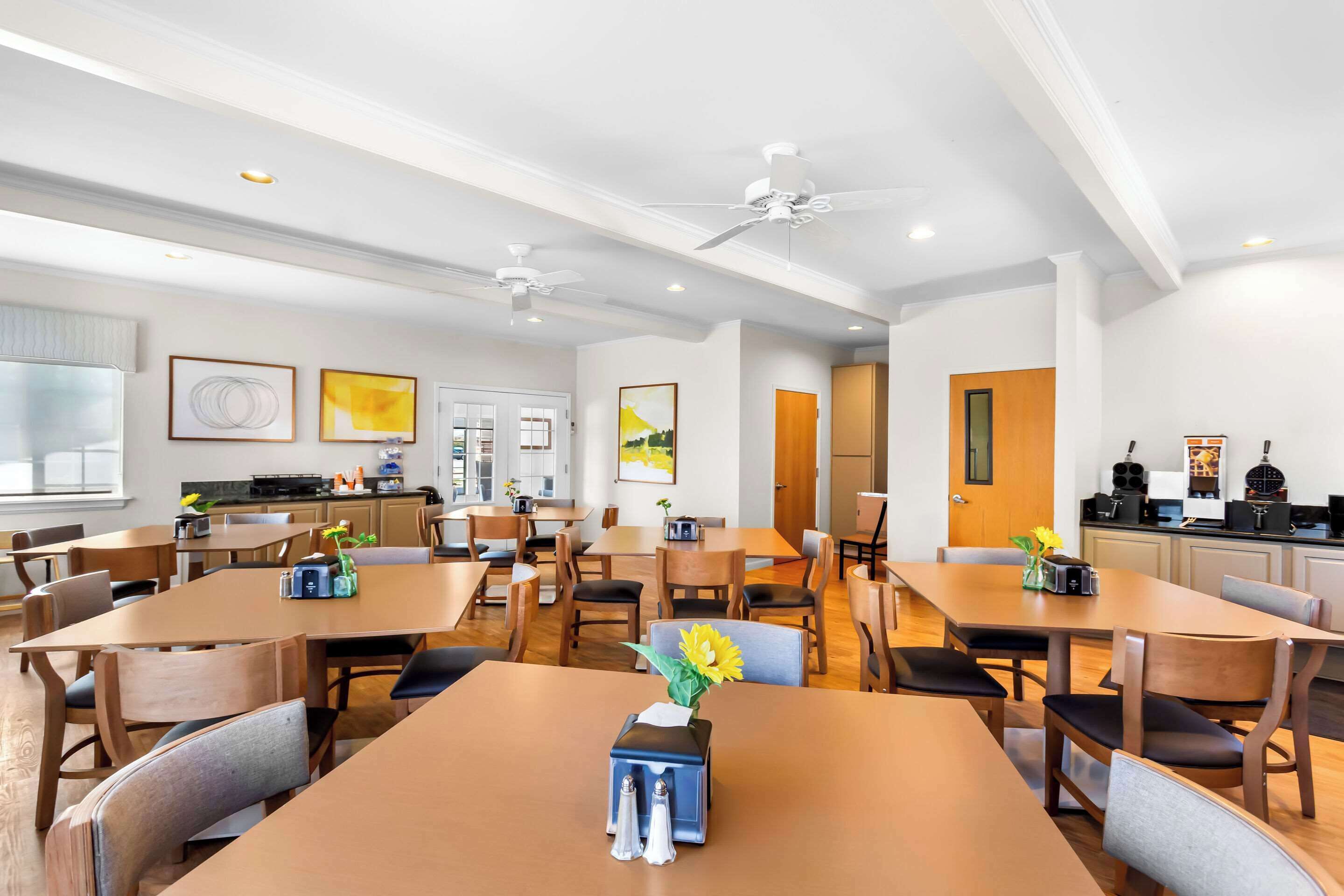 free daily on-the-go breakfast