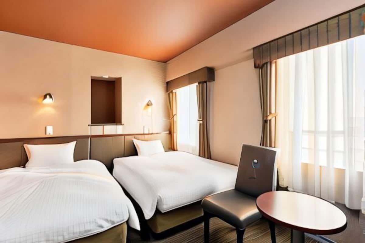 Coffres-forts dans les chambres, bureau, Wi-Fi gratuit, draps fournis