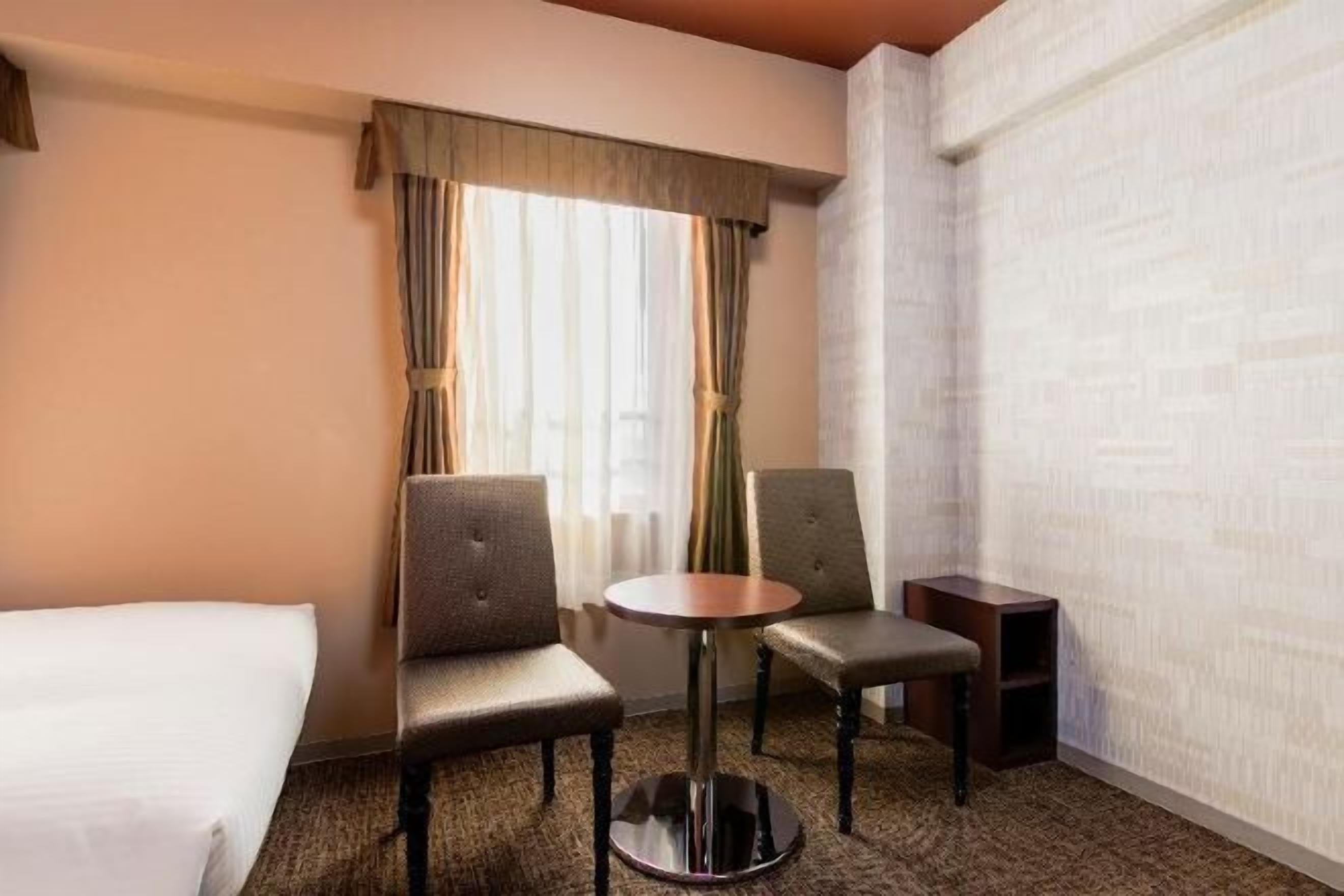 In-room safe, desk, free WiFi, bed sheets