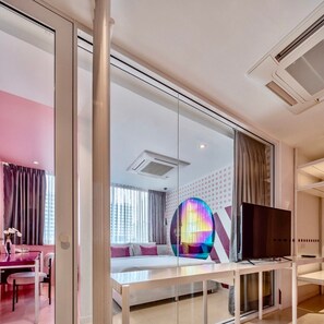 Executive Suite | 房內夾萬、獨特設計、免費 Wi-Fi、床單