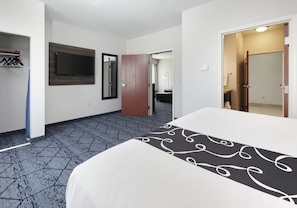 Executive Suite, 1 Bedroom, Non Smoking (1 KINGBED)