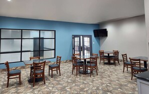 Breakfast area - Days Inn by Wyndham Kemah (Kemah)