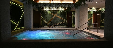 Inomhuspool