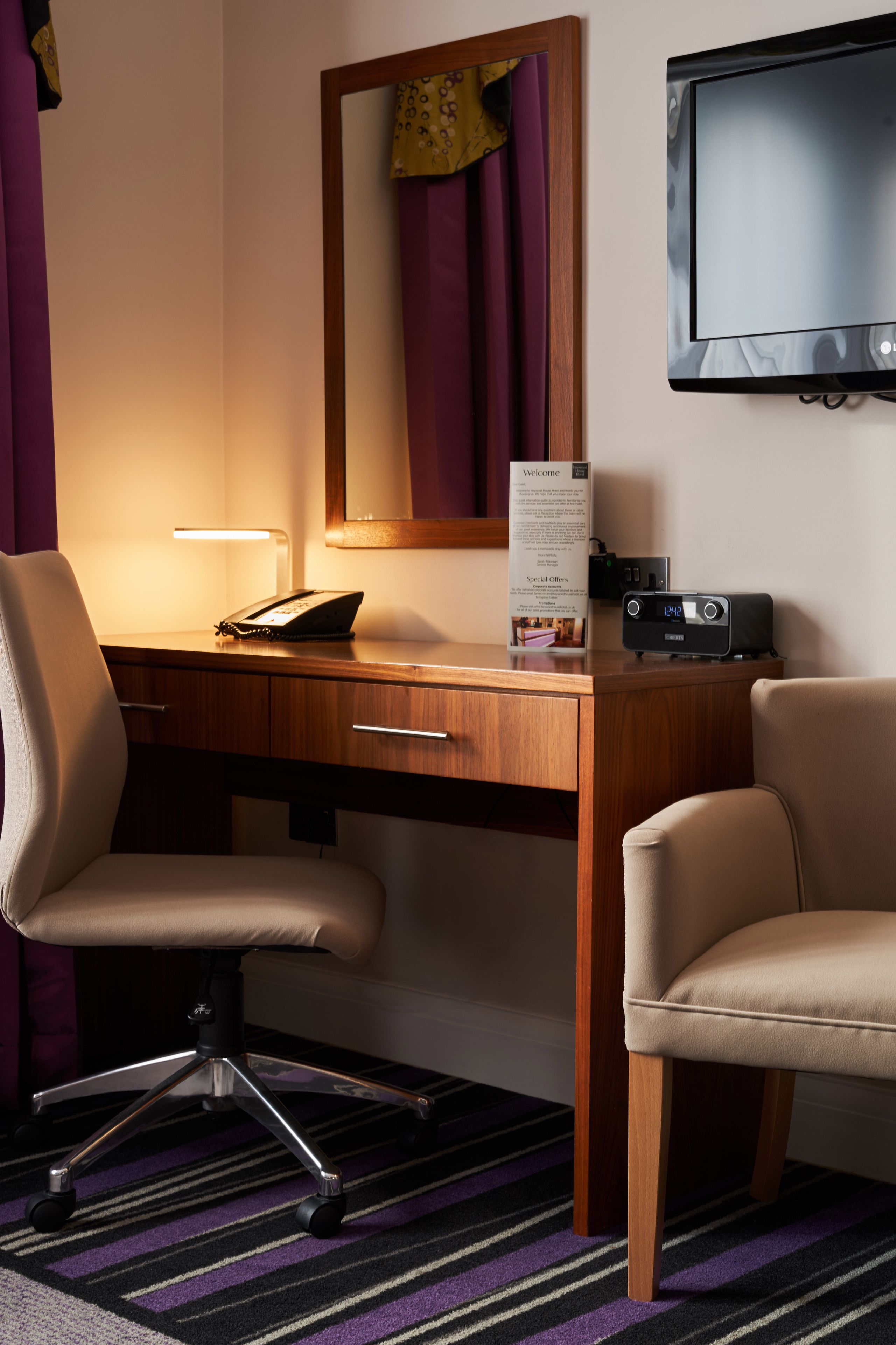 1 bedroom, egyptian cotton sheets, in-room safe, desk