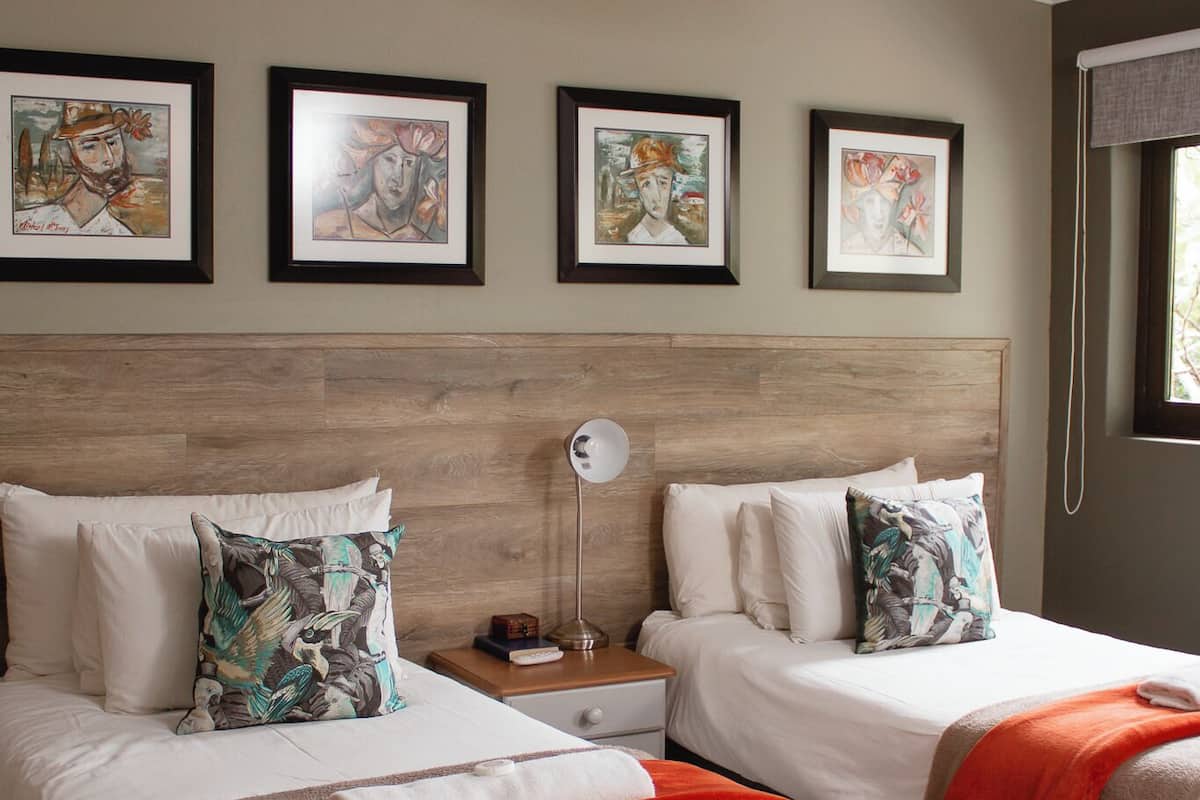 Familierom (Family Suite 2) | Sengetøy av topp kvalitet, individuelt dekorert og individuelt innredet