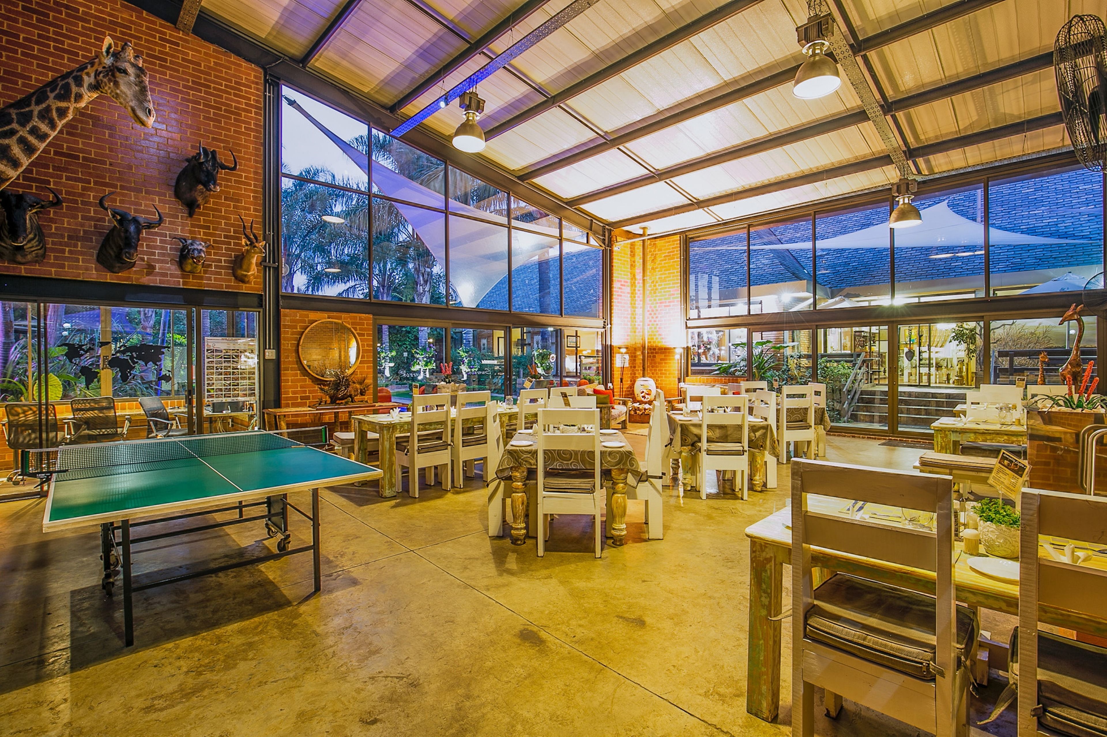 Breakfast, lunch, dinner served; local and international cuisine 