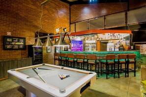Sports bar - Sunrock Guesthouse (Kempton Park)