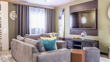 Two Bedroom Suite, Garden View | Living area