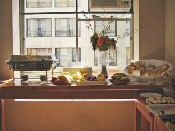 Food and drink - Bellas Artes Suites (Santiago)