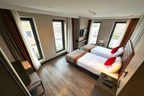 1 habitación, minibar, caja de seguridad en la habitación y escritorio