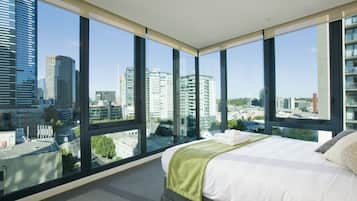 Appartement, 3 chambres, 2 salles de bains | Literie de qualité supérieure, bureau, rideaux occultants