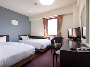 Desk, iron/ironing board, free WiFi, bed sheets