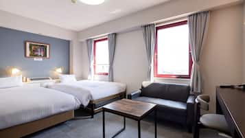 Bàn, bàn ủi/dụng cụ ủi quần áo, truy cập Internet không dây miễn phí