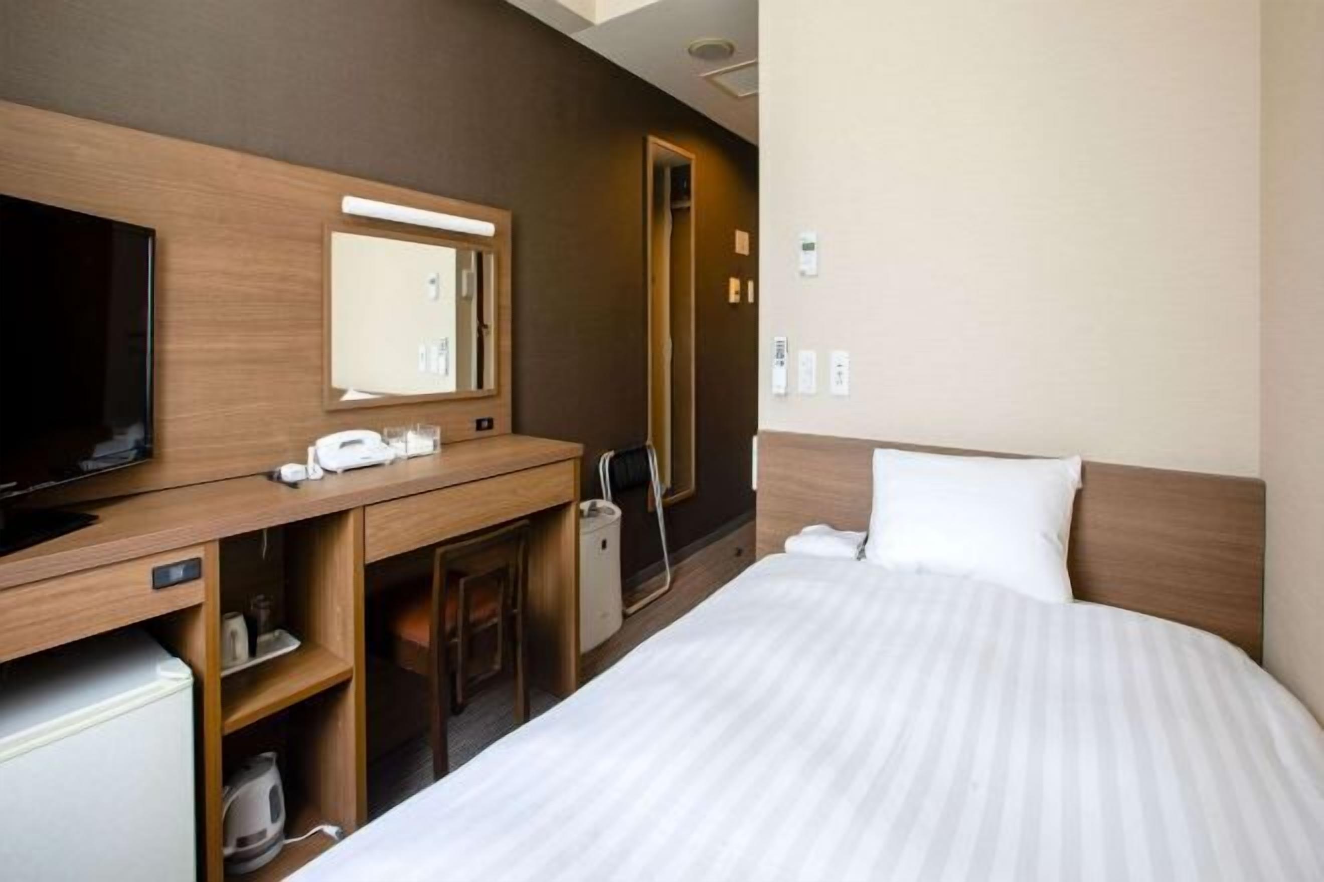 書桌、熨斗/熨衫板、免費 Wi-Fi、床單