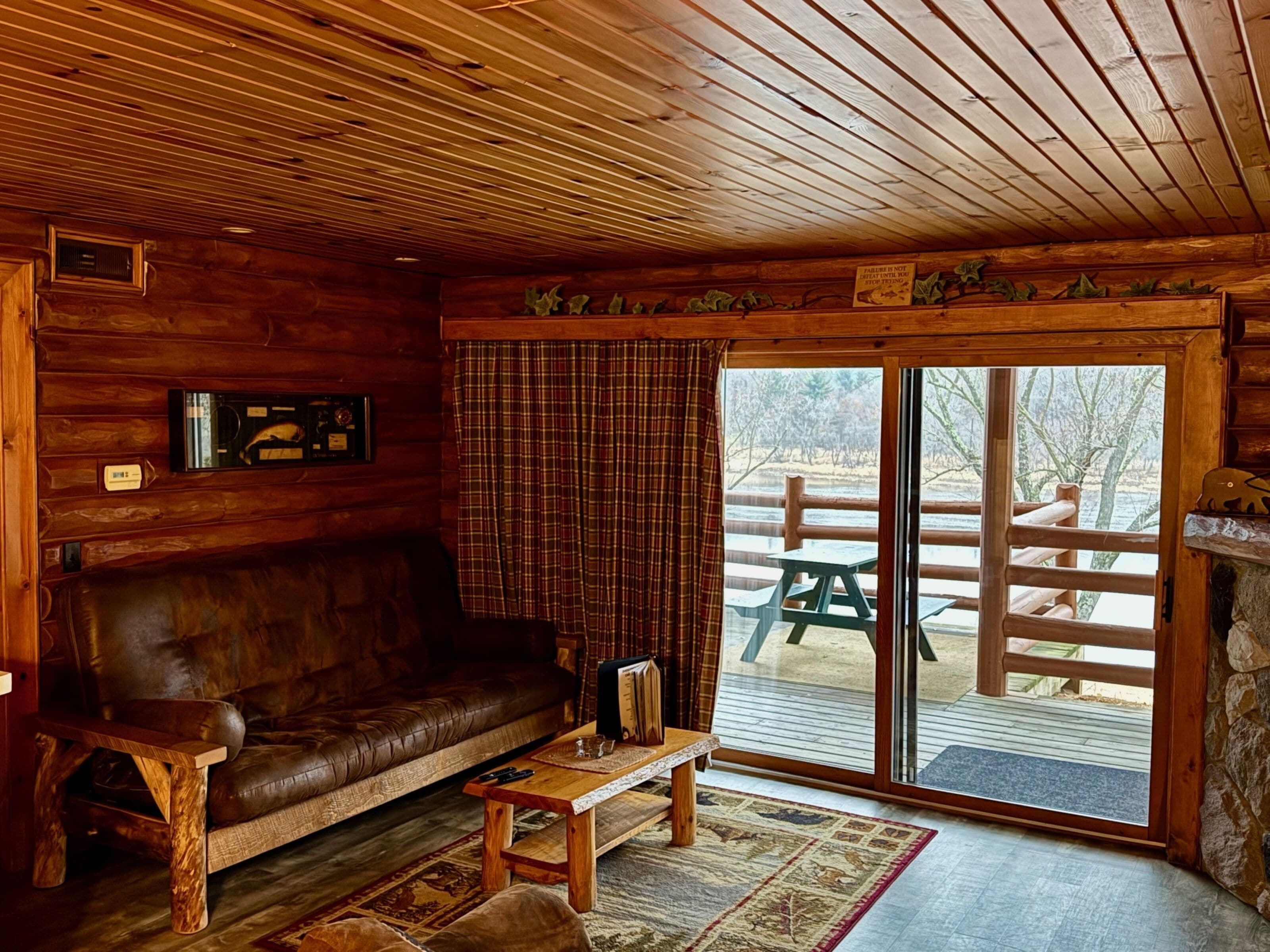 Villa Confort, 2 habitaciones, vistas al río, sobre el agua | Vistas al agua