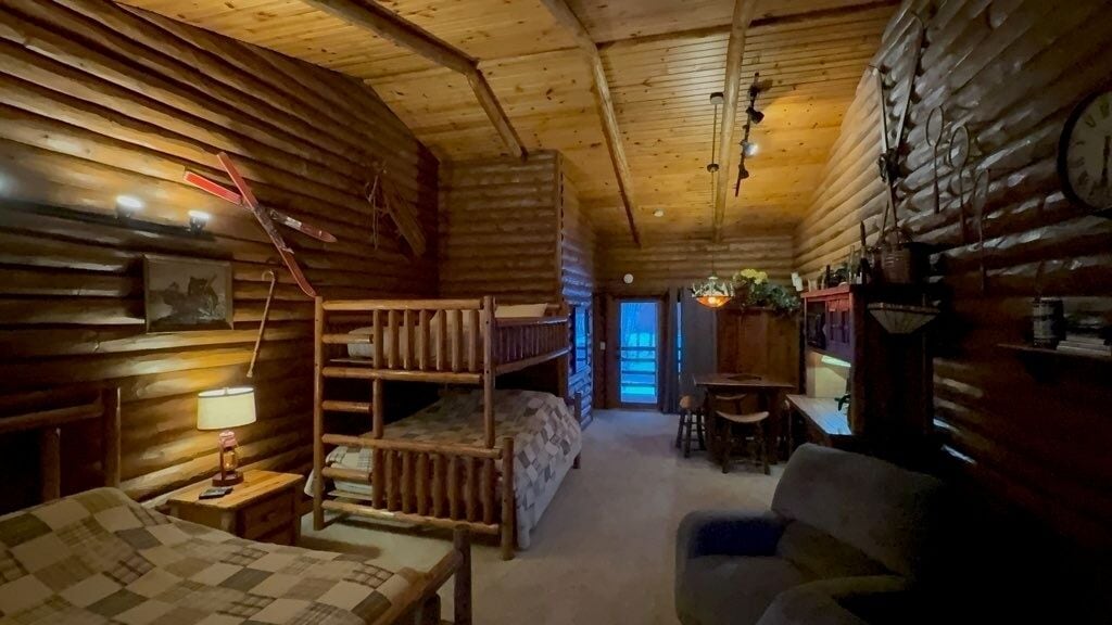 Habitación Premier, vistas al río (Lodge) | 1 dormitorio, colchones Select Comfort, decoración individual