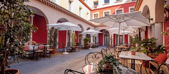 Hotel de Paris