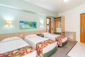 Chambre Triple Standard, 3 lits une place