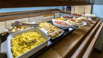 Daily buffet breakfast for a fee