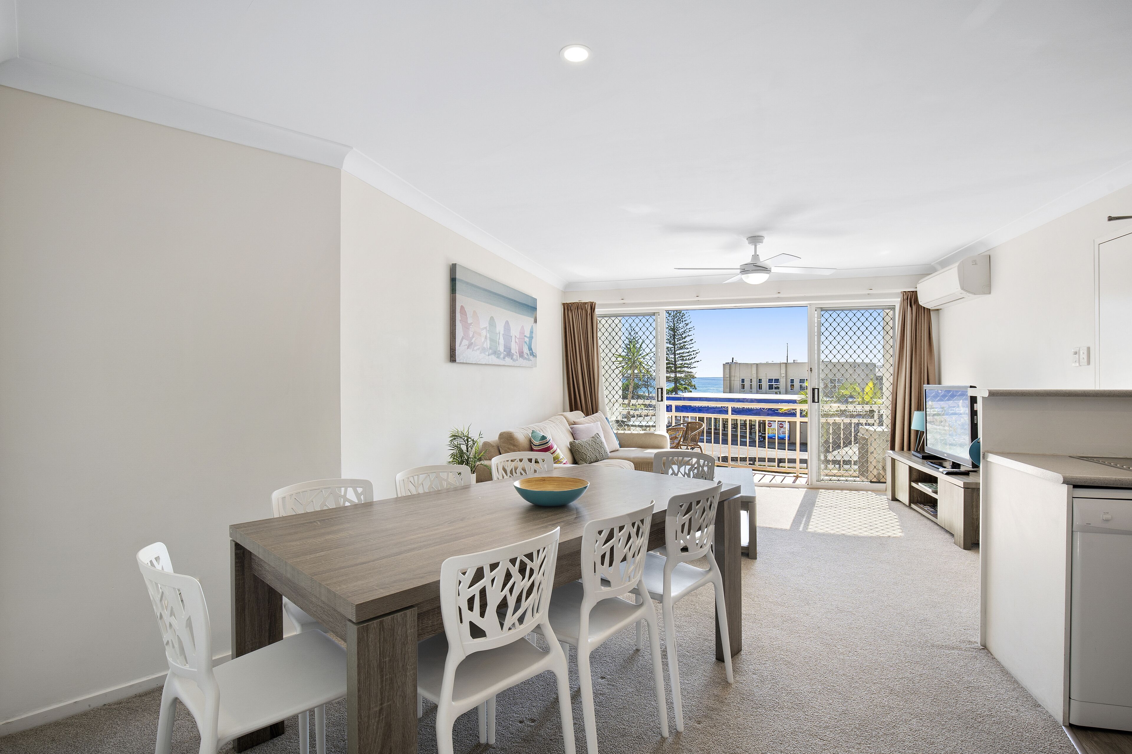 Photo - Kirra Palms Holiday Apartments