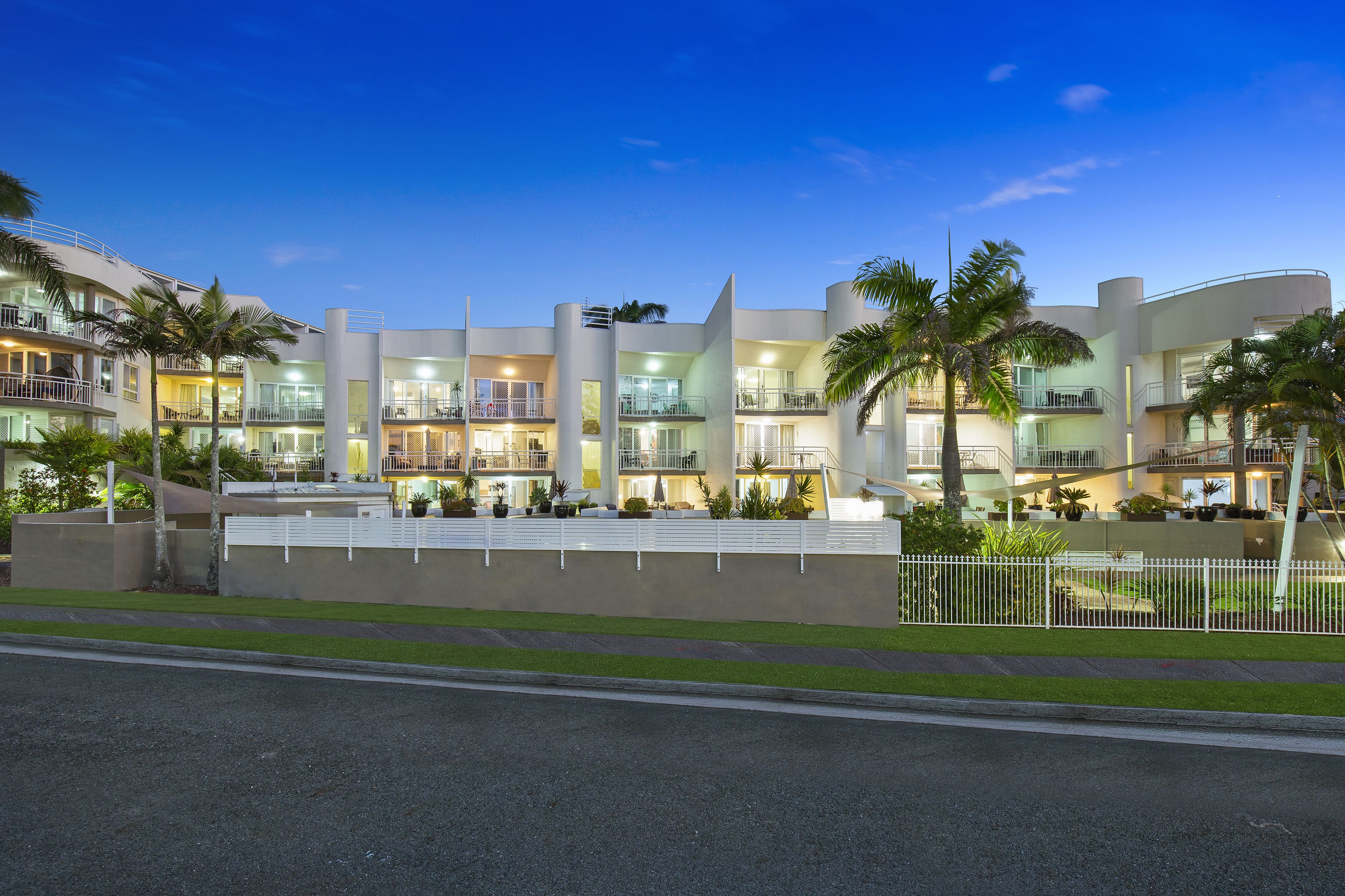 Photo - Kirra Palms Holiday Apartments
