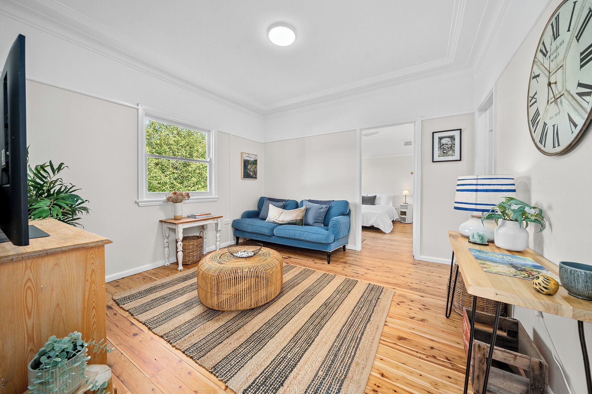 Cascade Cottage in Wentworth Falls | Living area | TV, DVD player