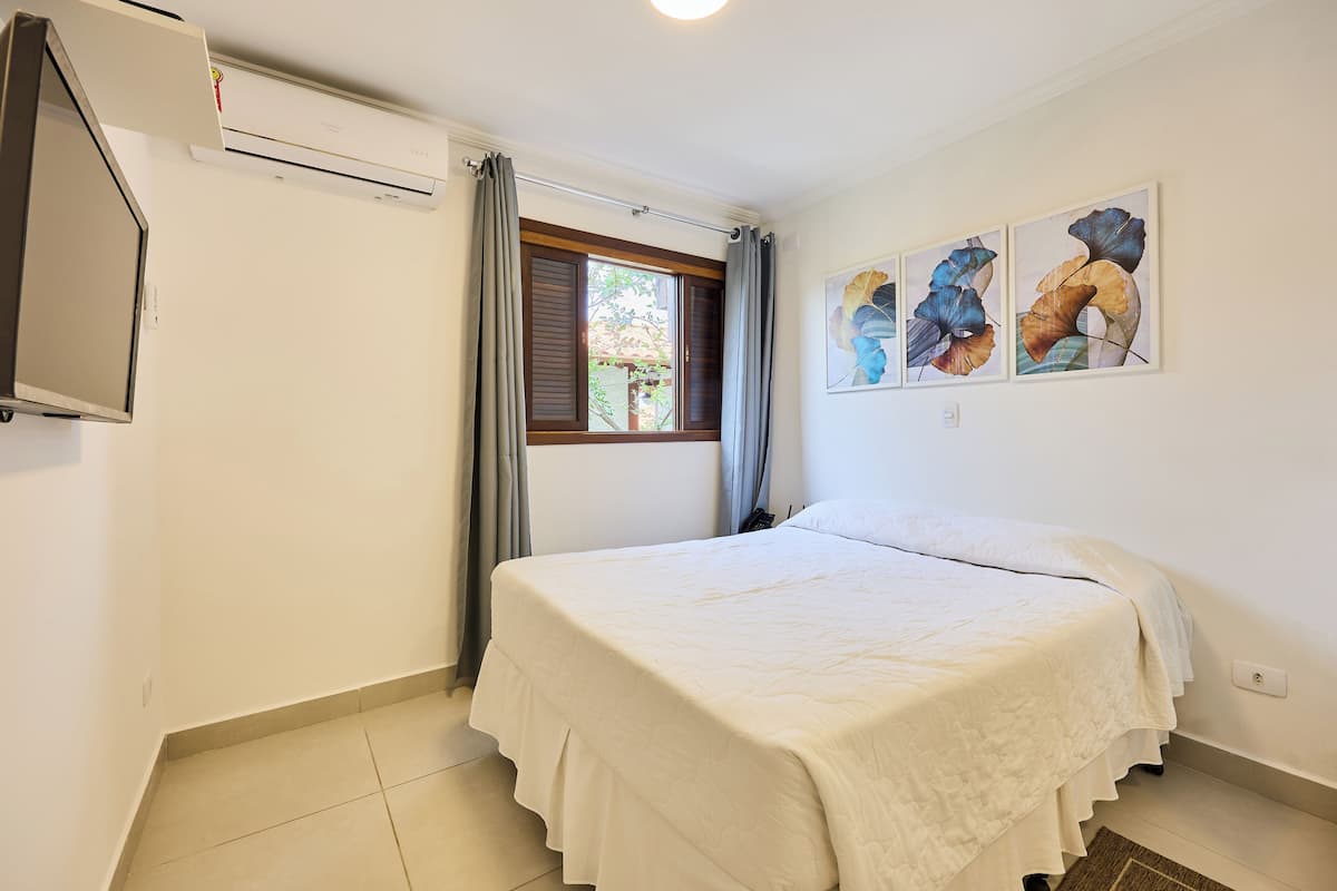Comfort tweepersoonskamer, 1 tweepersoonsbed | 1 slaapkamer, een minibar, beddengoed