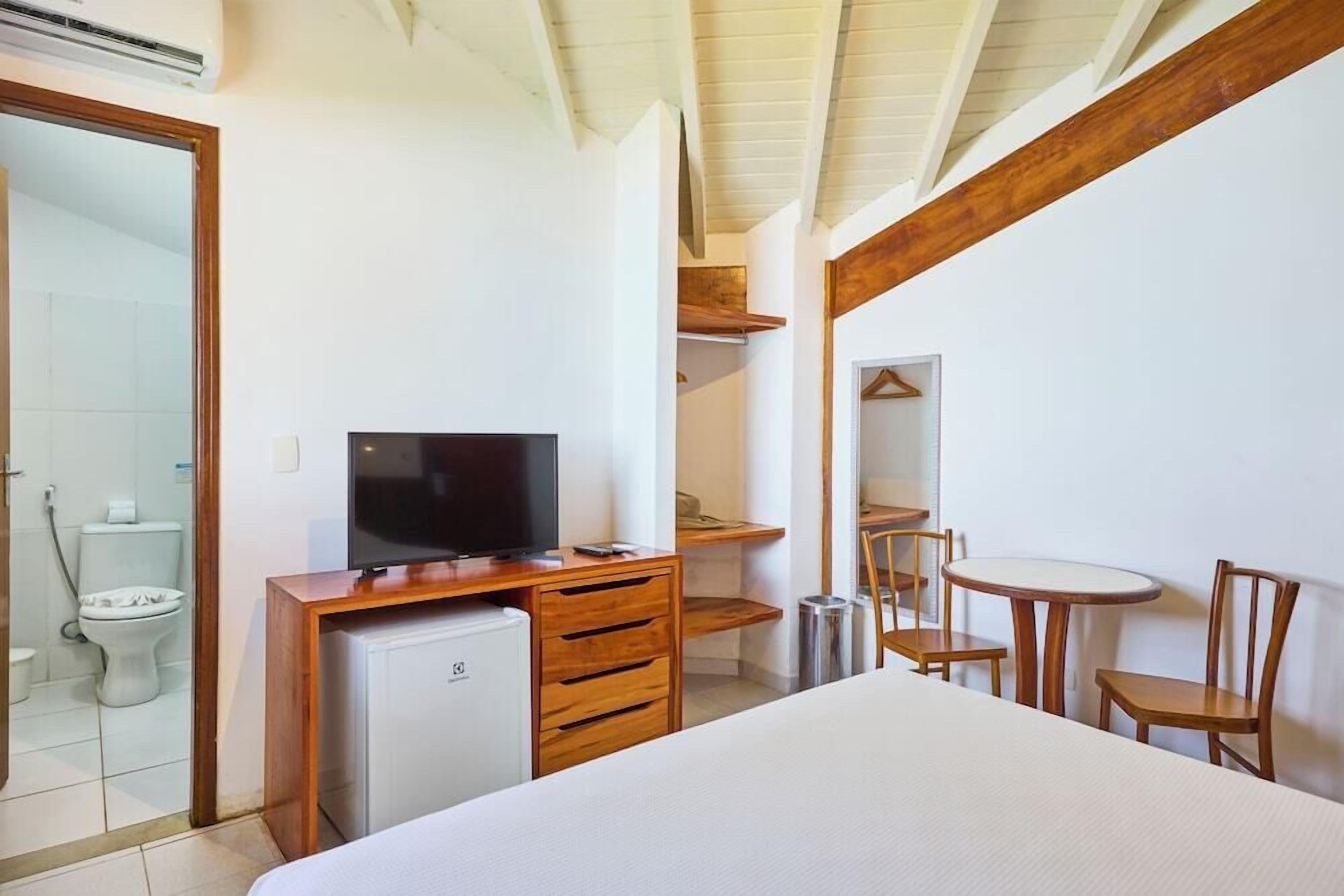 1 dormitorio, minibar, ropa de cama