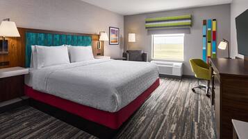 Zimmer, 1 King-Bett, Kühlschrank und Mikrowelle | 1 Schlafzimmer, Allergikerbettwaren, Select-Comfort-Betten, Zimmersafe