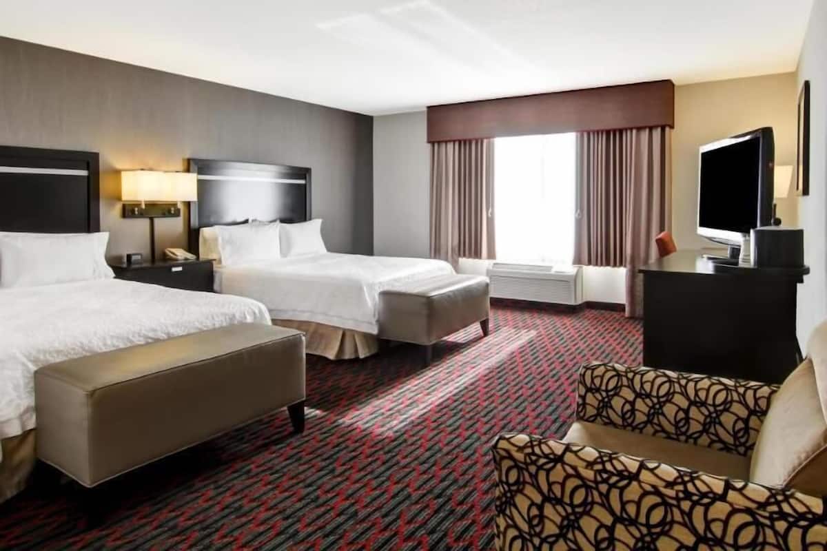 Premium bedding, Select Comfort beds, in-room safe, desk