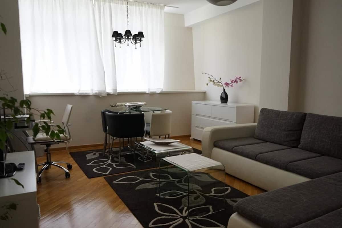 Quadrupla familiare | Biancheria da letto ipoallergenica, una cassaforte in camera