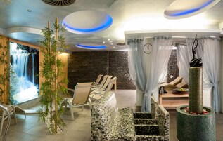 Turkish bath, body treatments, hydrotherapy, aromatherapy