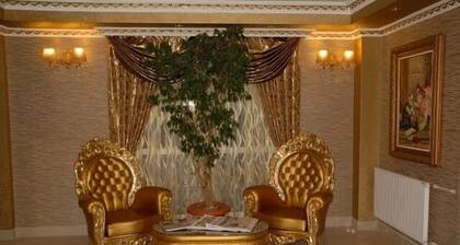 Golden Boutique Hotel