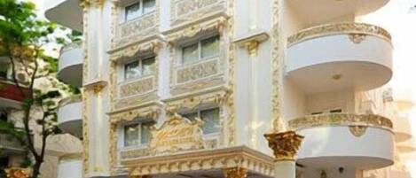 Mặt tiền nơi lưu trú