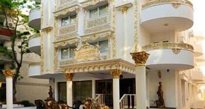 Golden Boutique Hotel