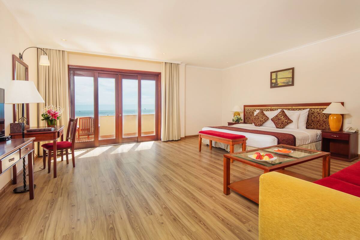 Deluxe Suite Sea Double | View from room