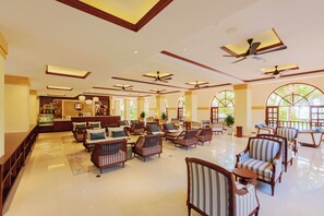 Swim-up bar - Sunny Beach Resort & Spa Mui Ne (Phan Thiet)