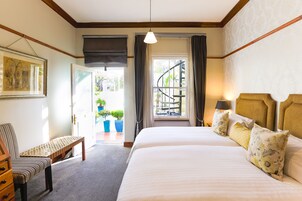 Twin Room, Accessible | 1 bedroom, down comforters, minibar, in-room safe