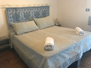 Minibar, Zimmersafe, Babybetten, Bettwäsche