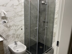 Free toiletries, hair dryer, bathrobes, slippers - HB Albergo Lamanna (Taranto)