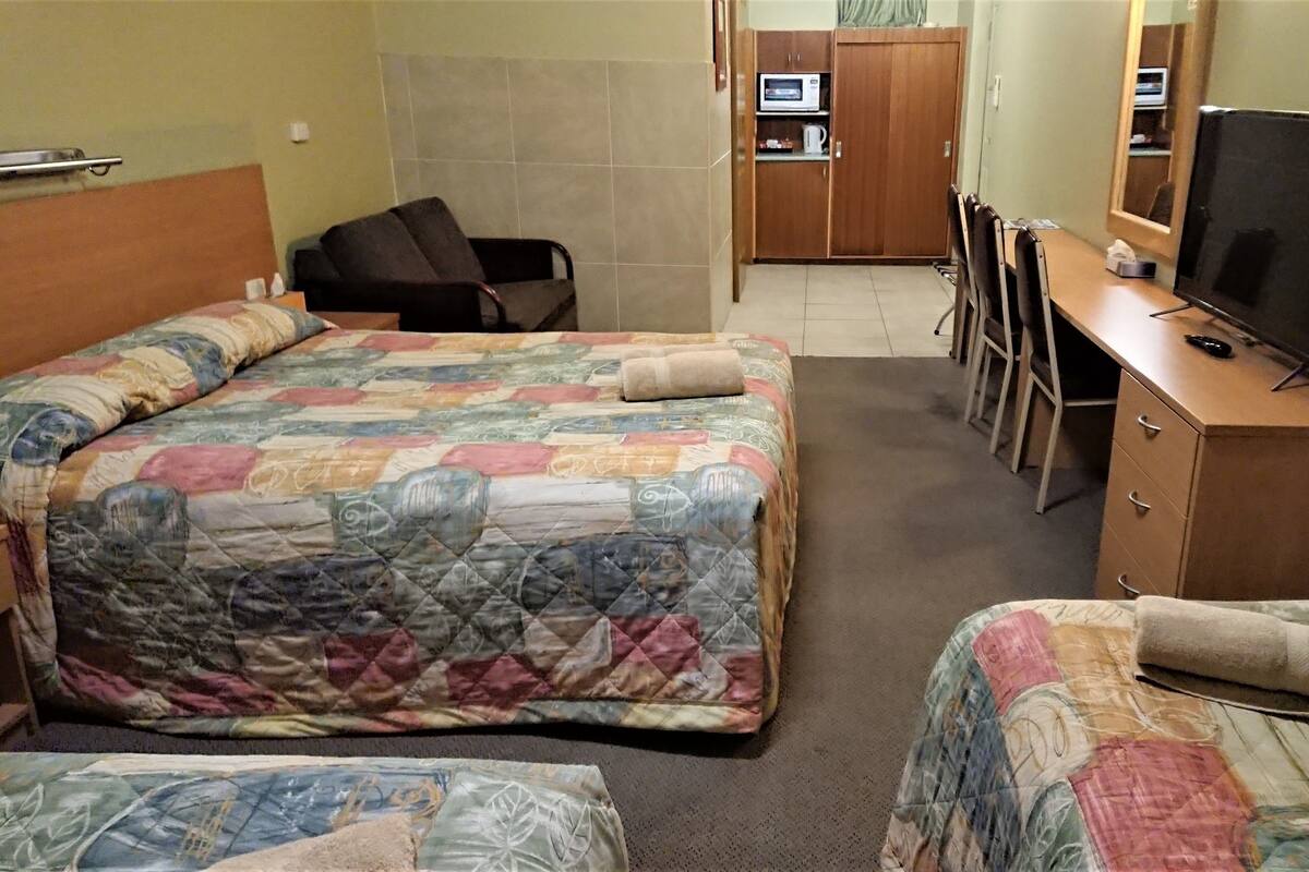 Premium bedding, pillow-top beds, minibar, desk